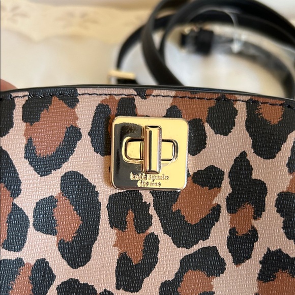 Kate Spade Leopard Print Shoulder Bag with Black Trim - Picture 10 of 12